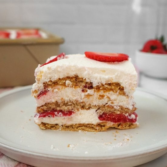 Strawberry Shortcake Ice Box Cake