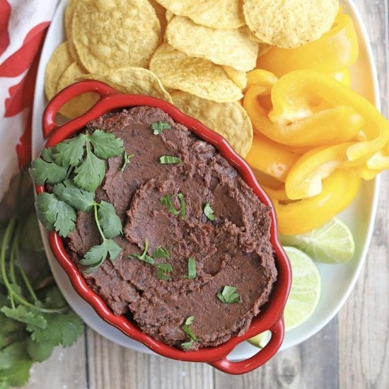 Chipotle black bean dip