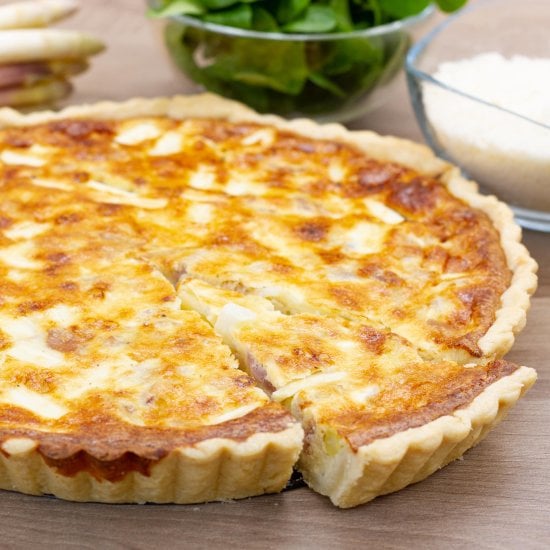 Asparagus and Prosciutto Tart