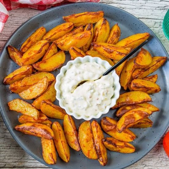 Baked Potato Wedges with Paprika