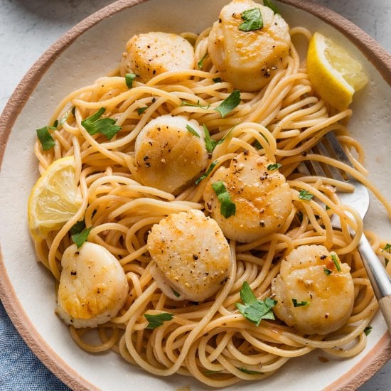 Quick Scallops with Pasta