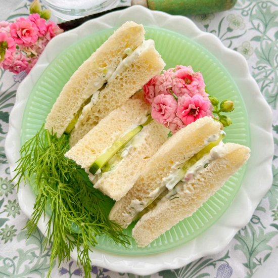 Easy Benedictine Sandwich