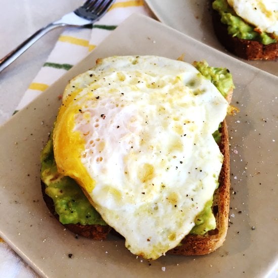 Simple Avocado Toast with Egg