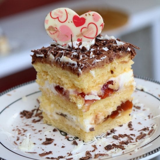Simple Yellow Cheese Cake