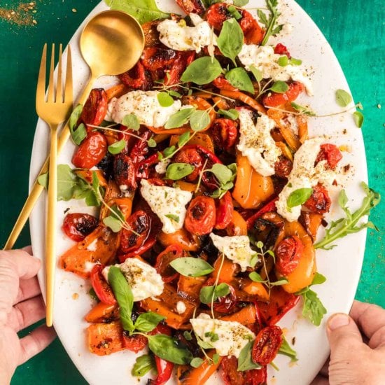 Roasted Bell Pepper Tomato Salad