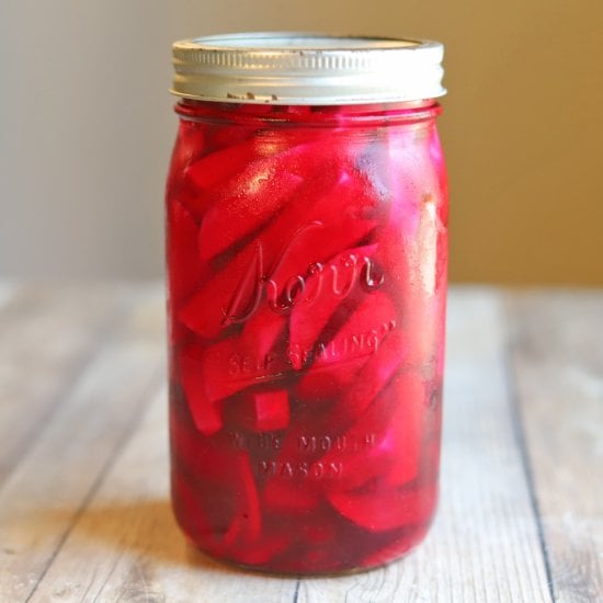 Quick pickled turnips