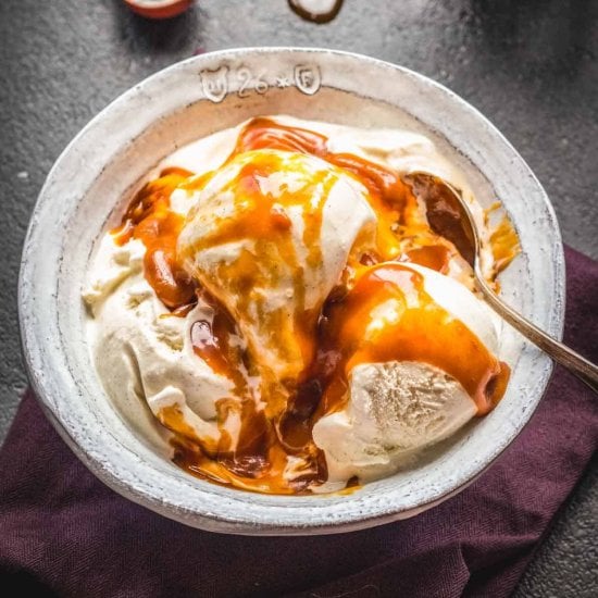Homemade Salted Caramel Sauce