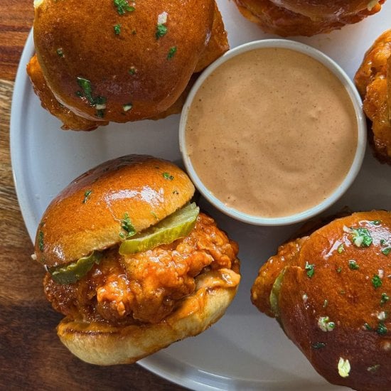 Hot Honey Garlic Chicken Sliders