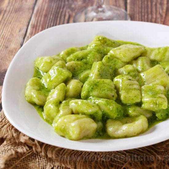 Potato Gnocchi with Basil Pesto