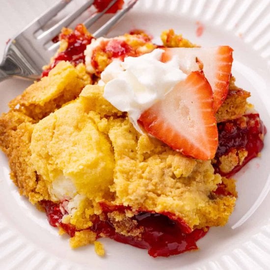 Strawberry Cheesecake Dump Cake