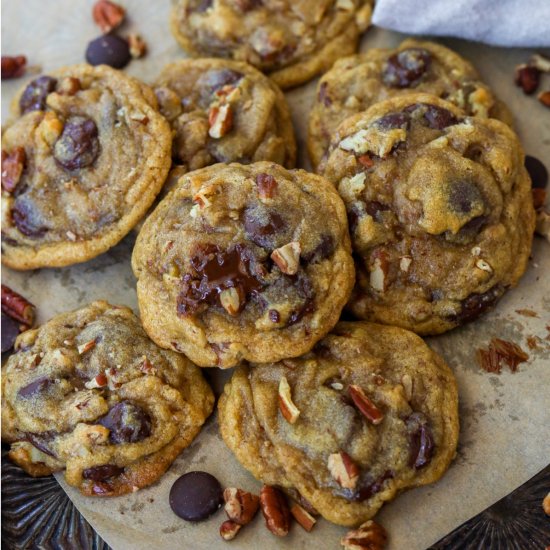 Chocolate Chunk Pecan Cookies