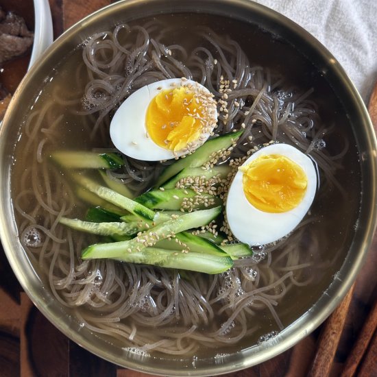 Korean Cold Noodles (Naengmyun)