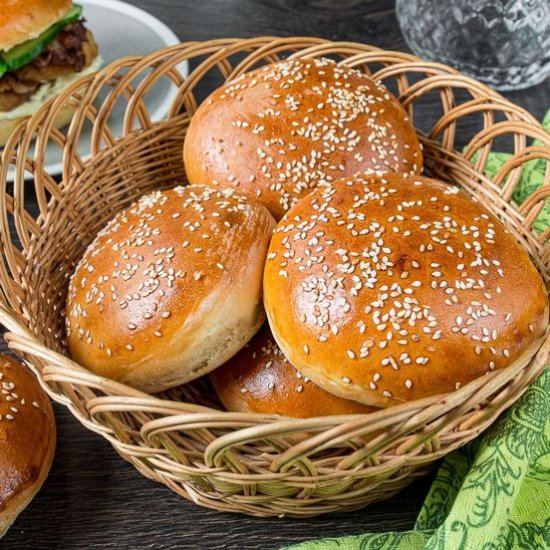 Homemade Sesame Burger Buns