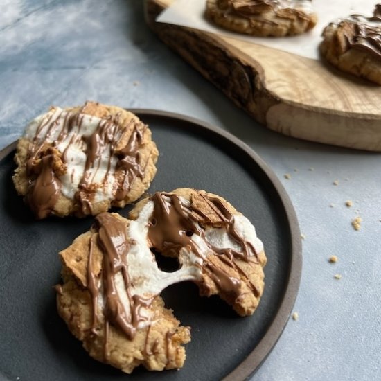 Peanut Butter S’mores Cookies
