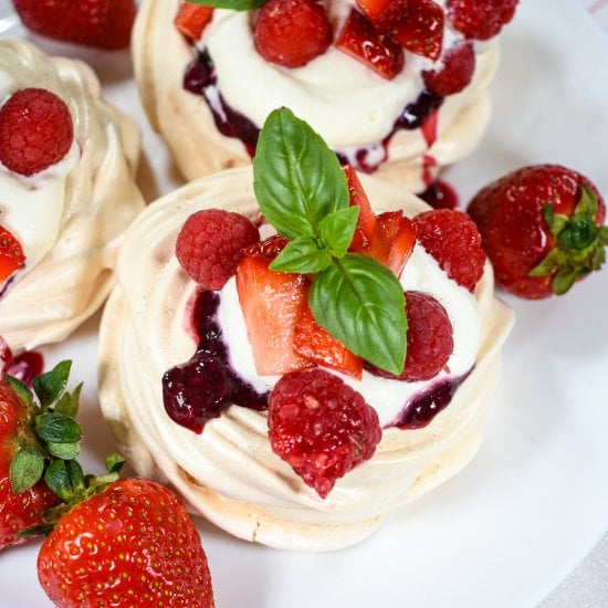 Miniature Berry Pavlovas