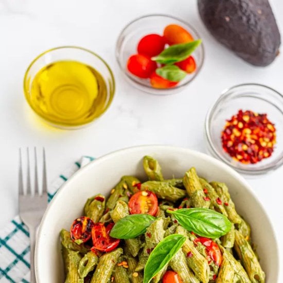 Vegan Avocado Pesto Pasta