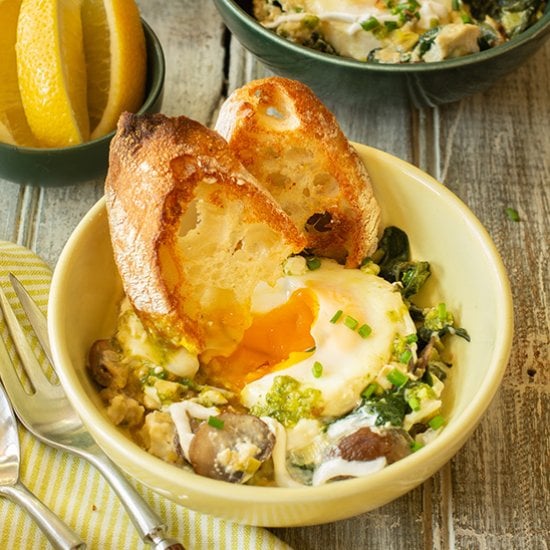 Creamy Garlicky Green Shakshuka