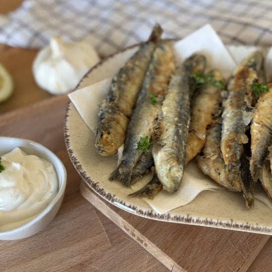 Pan-fried Sardines with Aioli Sauce