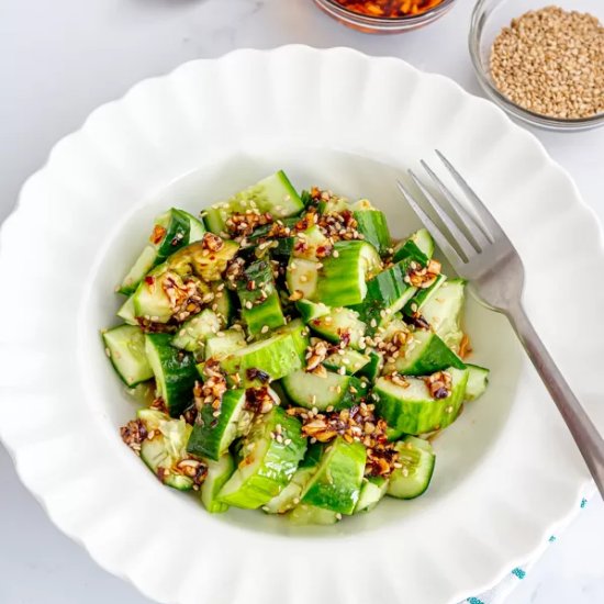 The Viral Smashed Cucumber Salad