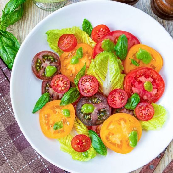 Heirloom Tomato Salad with Basil