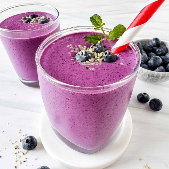 Blueberry Almond Butter Smoothie