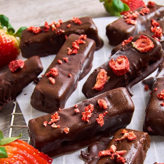 Strawberry Yoghurt Protein Bars