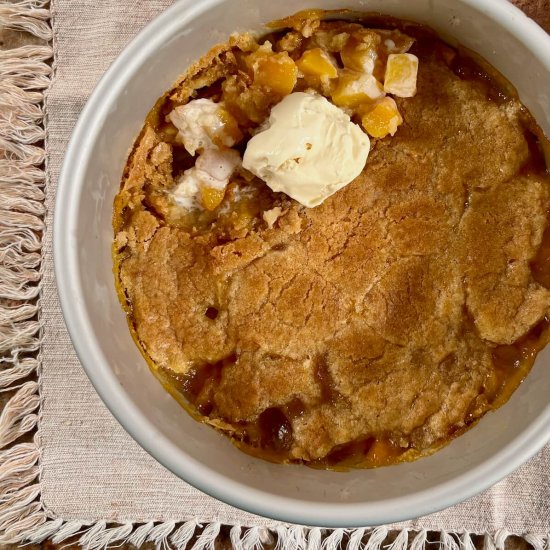 Sugar Cookie Peach Cobbler