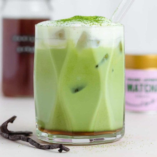 Iced Vanilla Matcha Latte