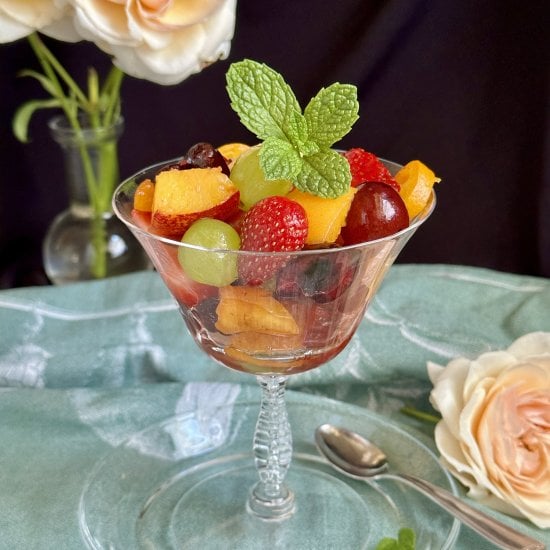 Macedonia (Italian Fruit Salad)