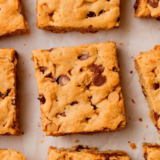 Peanut Butter Chocolate Chip Bars