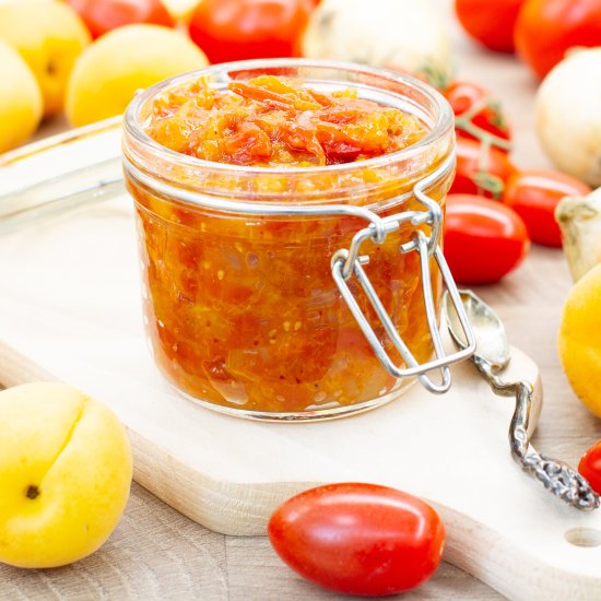 Tomato and Apricot Chutney