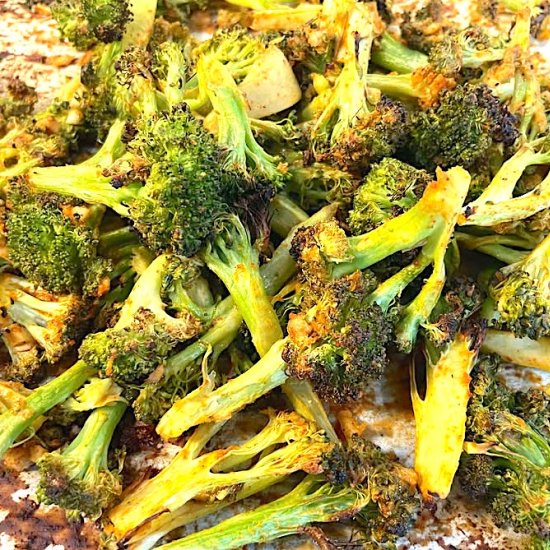 Garlicky Roasted Broccoli Oil-Free