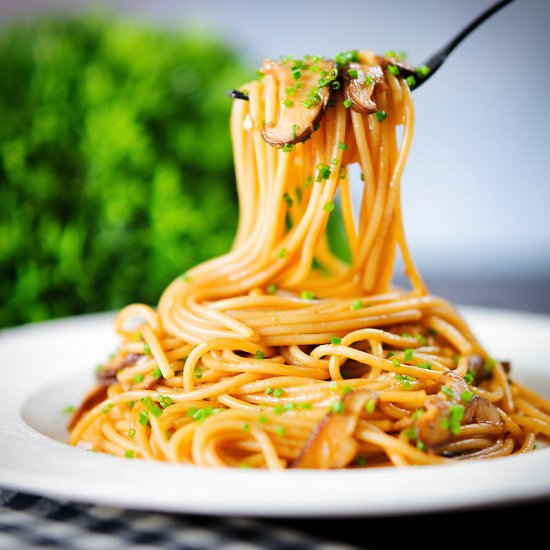 Vegetarian Miso Mushroom Pasta