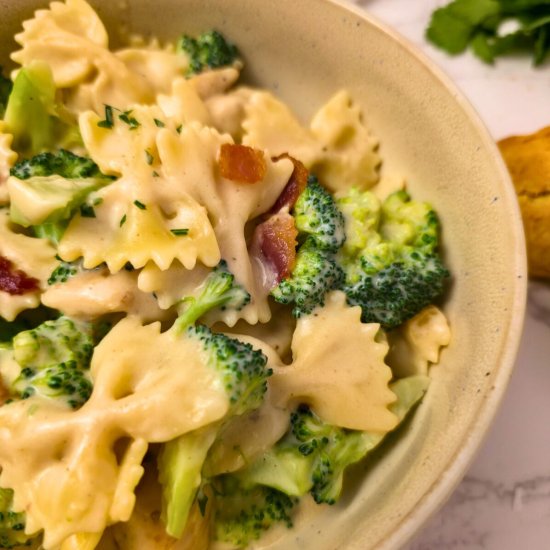Creamy Chicken and Broccoli Pasta