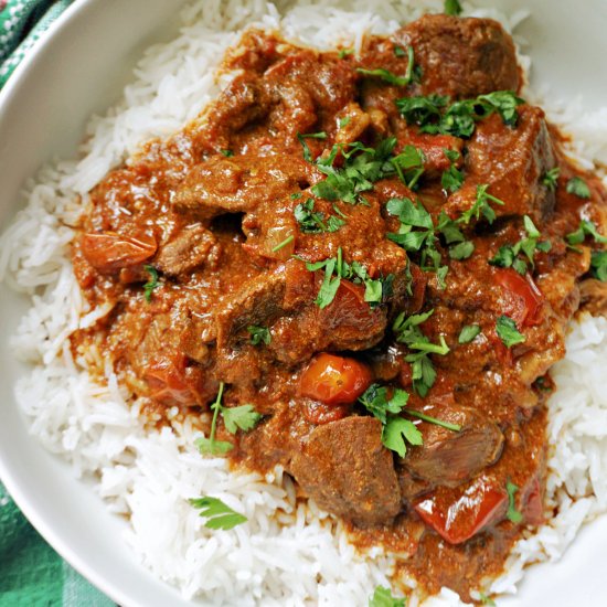 Slow Cooker Beef Curry