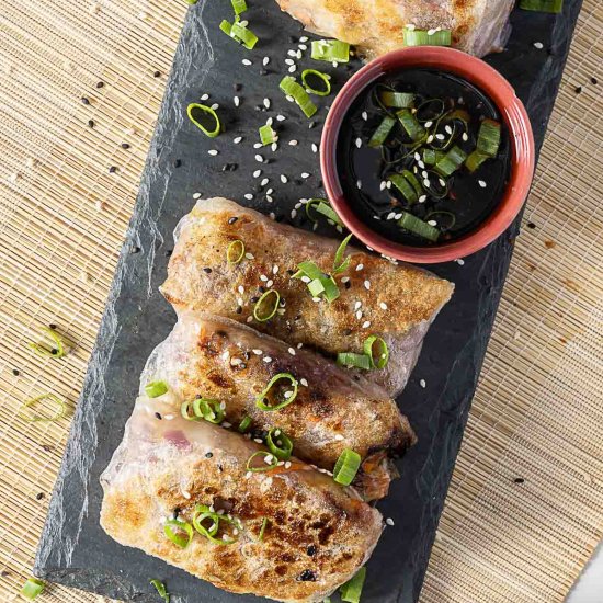 Crispy Rice Paper Dumplings