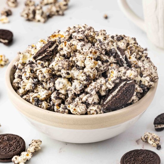 Cookies and Cream Popcorn