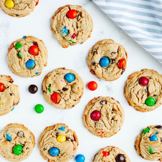 Peanut Butter M&M Cookies