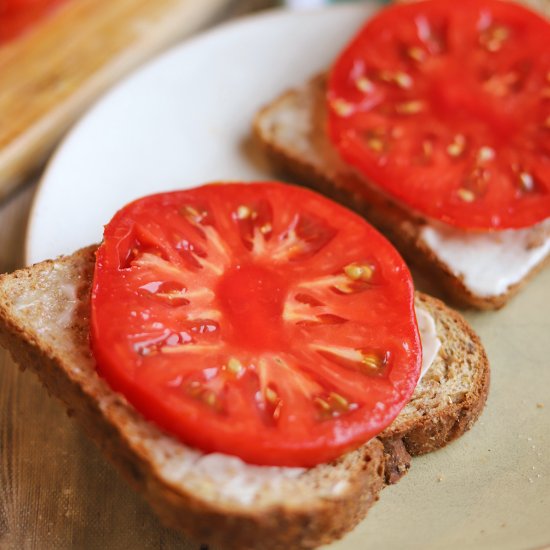 Open faced Tomato Sandwich