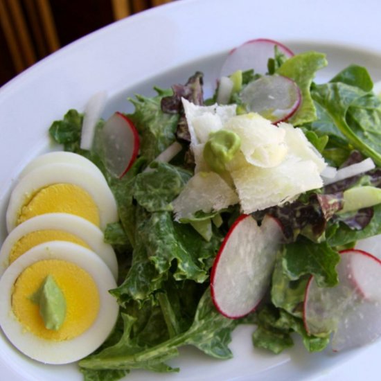 Mixed Green Salad with Avocado