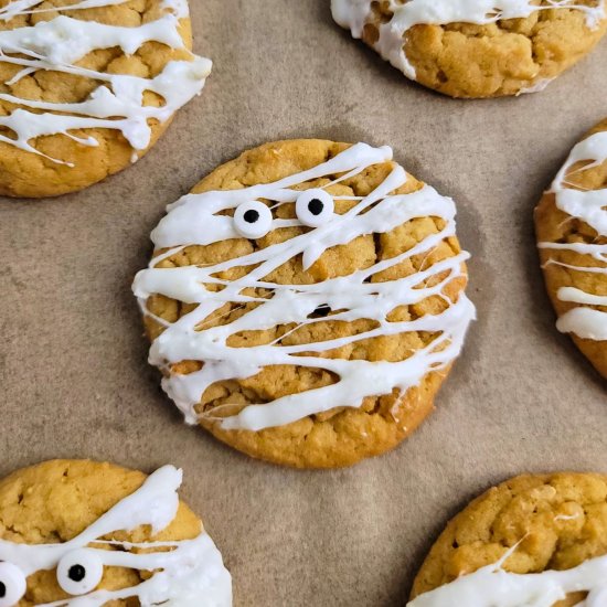 Peanut Butter Mummy Cookies