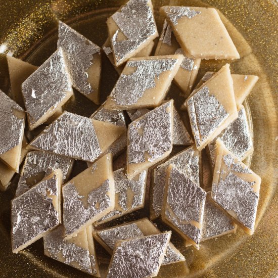 Kaju Katli (Cashew Fudge)