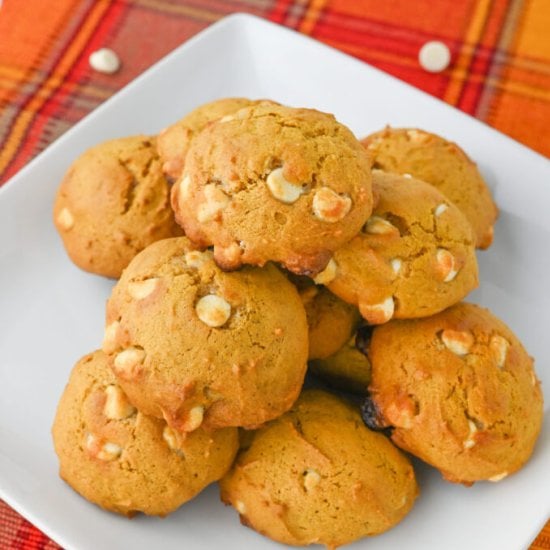 Pumpkin White Chocolate Chip Cookie