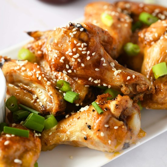Honey Sriracha Chicken Wings