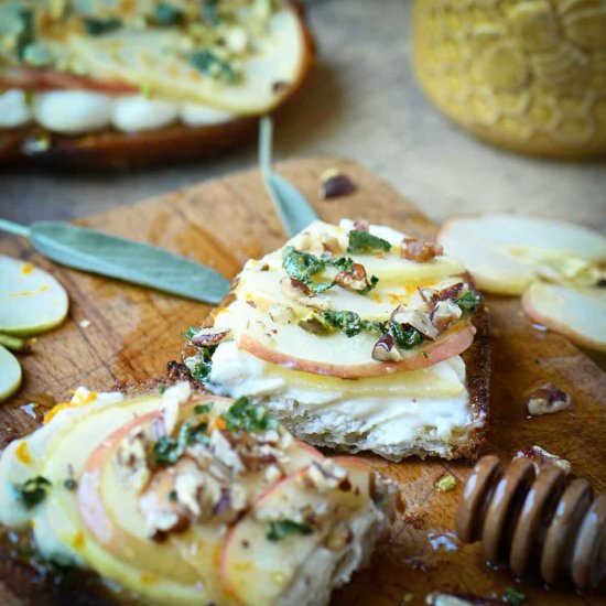 Apple Toast with Ricotta
