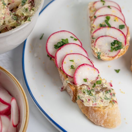 Herbed Radish Butter Tartines