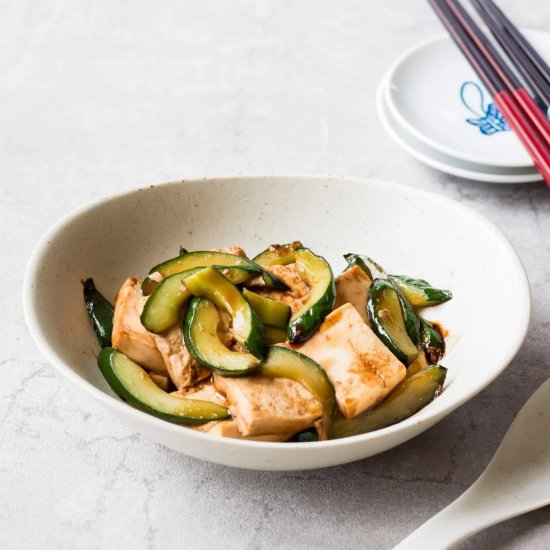 Cucumber Stir-Fry with Oyster Sauce