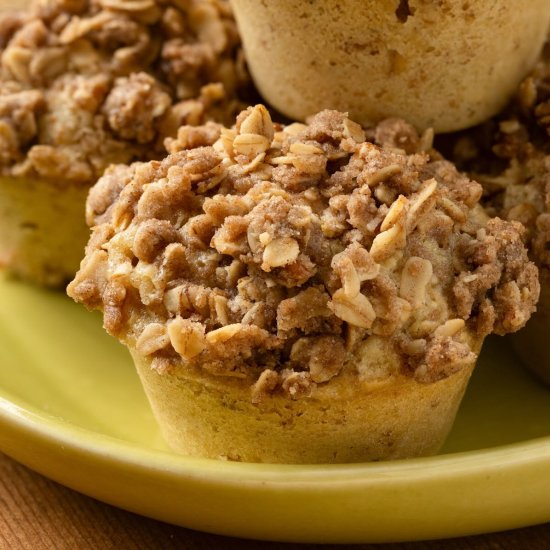 Cinnamon Oatmeal Muffins with Pecan