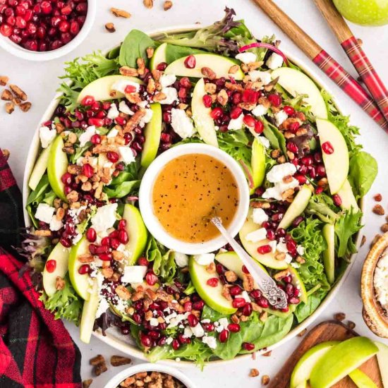 Easy Christmas Wreath Salad