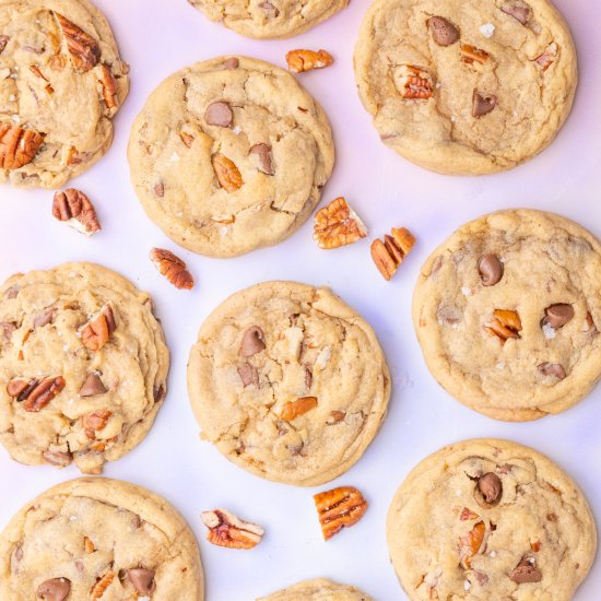 Easy Pecan Chocolate Chip Cookies